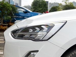 2020 EcoBoost 180 Ԅhҫ ^