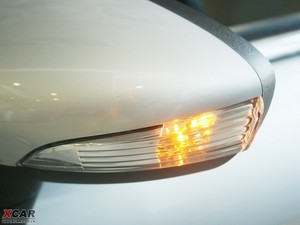 2009款三厢 1.5L 自动豪华版 细节外观