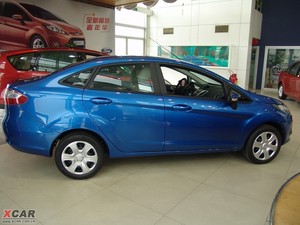 2009款三厢 1.5L 自动时尚版 整体外观