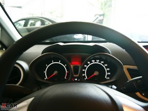 2009款三厢 1.5L 自动豪华版 仪表