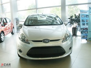 2009款三厢 1.5L 自动豪华版 整体外观