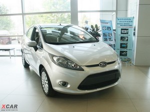 2009款三厢 1.5L 自动豪华版 整体外观