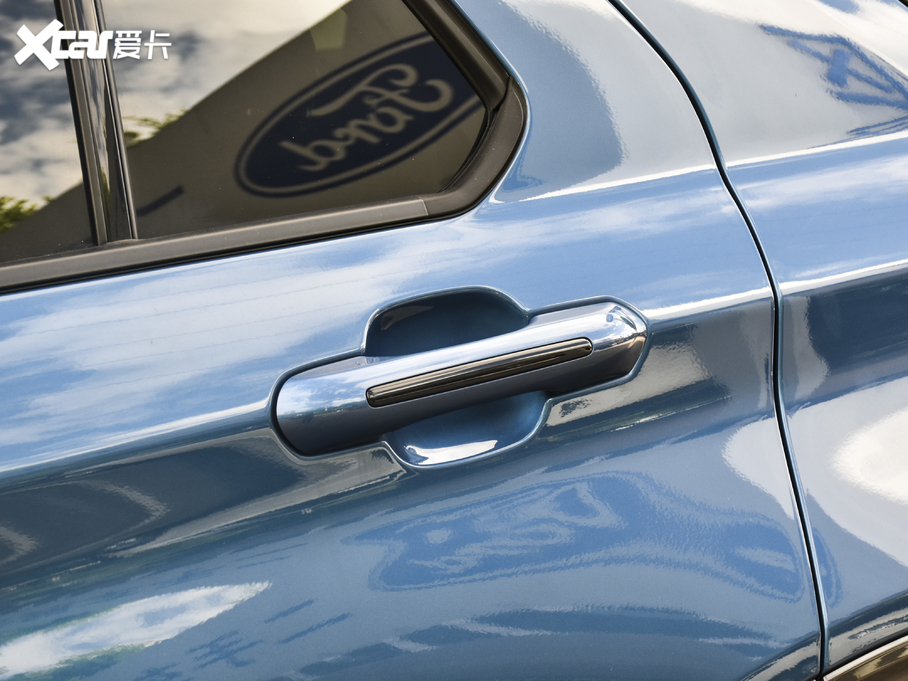 2020̽U EcoBoost 285 \ӰST-LINE 7