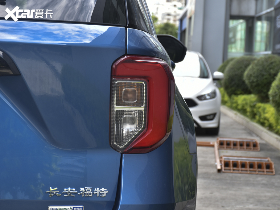 2020̽U EcoBoost 285 (q)\ӰST-LINE 7