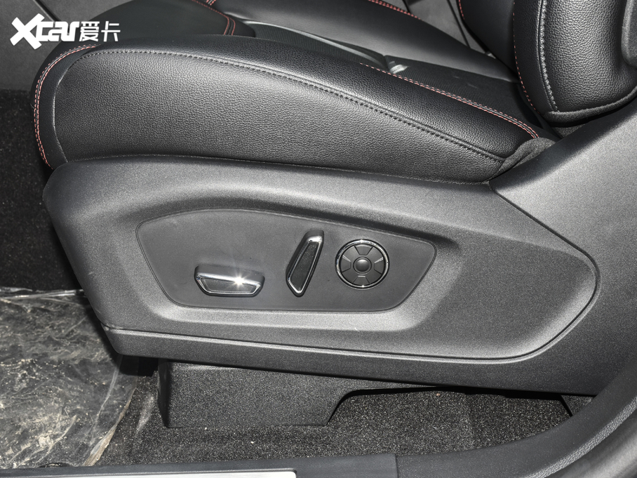 2020̽U EcoBoost 285 \ӰST-LINE 7