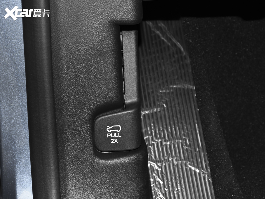 2020̽U EcoBoost 285 \ӰST-LINE 7