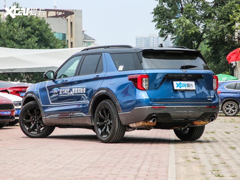 2020̽U EcoBoost 285 \ӰST-LINE 6