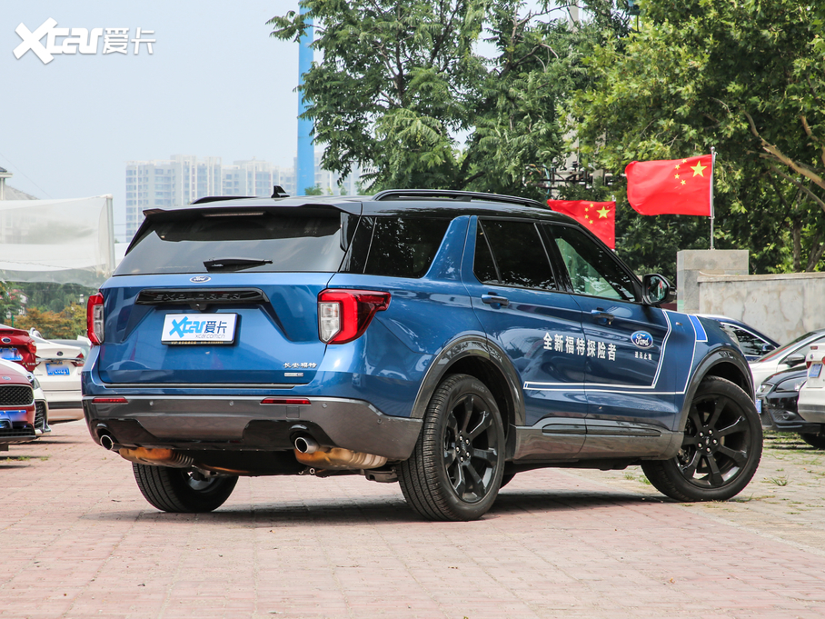 2020̽U EcoBoost 285 \ӰST-LINE 6