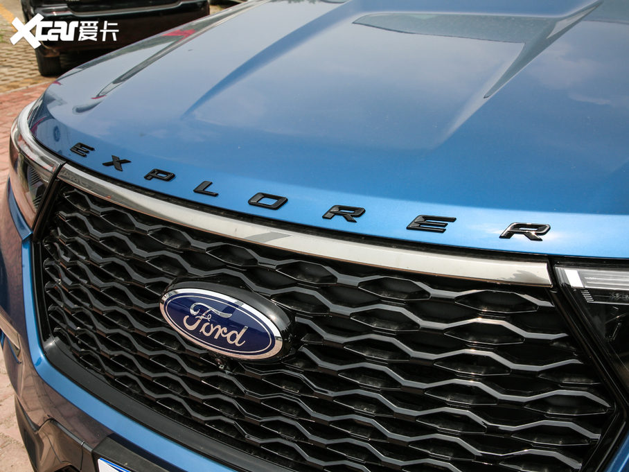 2020̽U EcoBoost 285 \ӰST-LINE 6