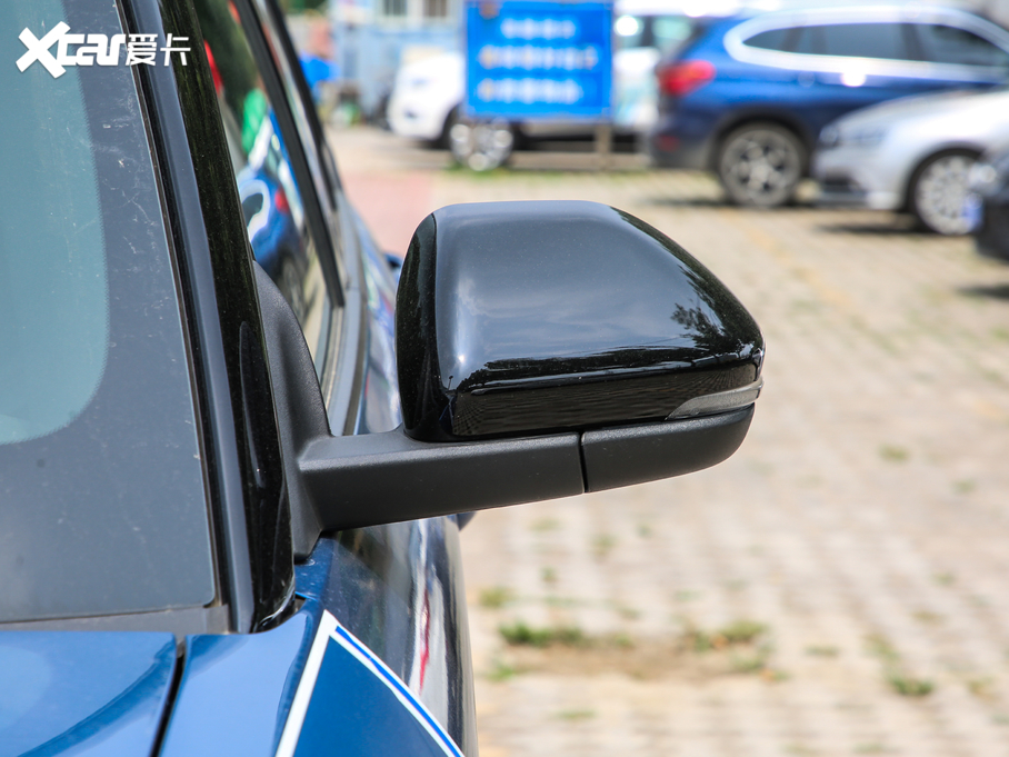 2020̽U EcoBoost 285 \ӰST-LINE 6