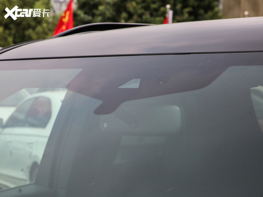 2020̽U EcoBoost 285 \ӰST-LINE 6