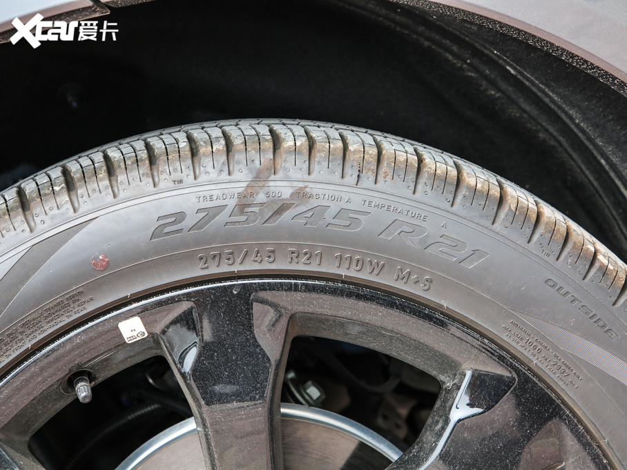 2020̽U EcoBoost 285 \ӰST-LINE 6