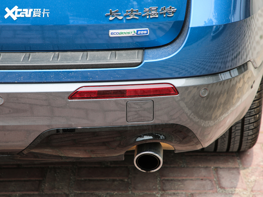 2020̽U EcoBoost 285 \ӰST-LINE 6