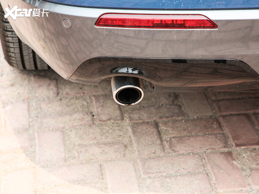 2020̽U EcoBoost 285 \ӰST-LINE 6