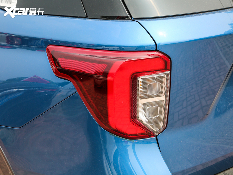 2020̽U EcoBoost 285 \ӰST-LINE 6