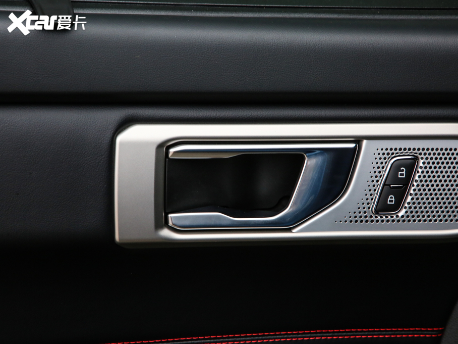 2020̽U EcoBoost 285 \ӰST-LINE 6