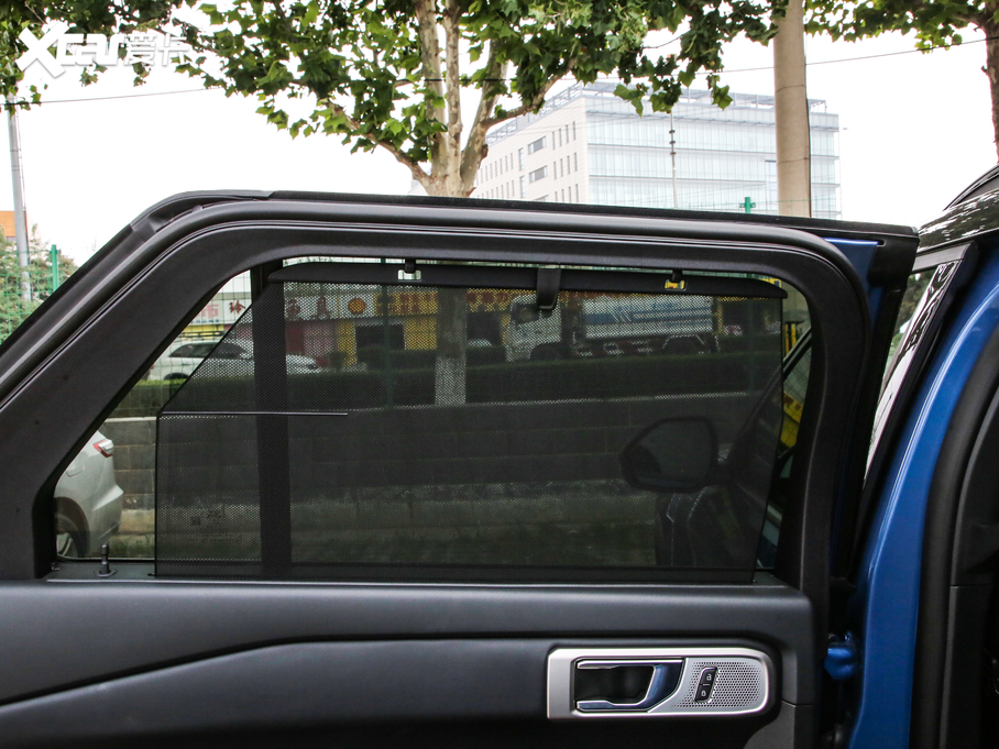 2020̽U EcoBoost 285 \ӰST-LINE 6