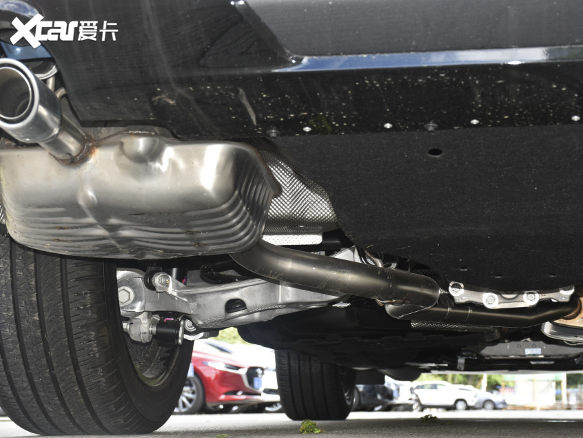 长安福特2020款探险者