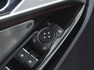 2020EcoBoost 285 \ӰST-LINE 7 п؅^