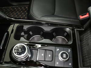 2020EcoBoost 285 ⁽ 6 g