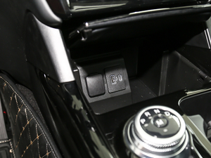 2020EcoBoost 285 ⁽ 6 g