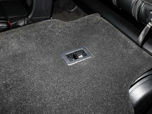 2020EcoBoost 285 ⁽ 6 g