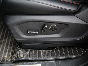 2020EcoBoost 285 \ӰST-LINE 6 g