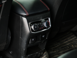 2020EcoBoost 285 \ӰST-LINE 6 g