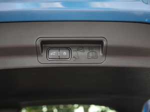 2020EcoBoost 285 \ӰST-LINE 6 g