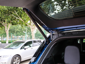 2020EcoBoost 285 \ӰST-LINE 6 g