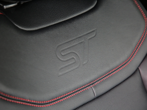 2020EcoBoost 285 \ӰST-LINE 6 g