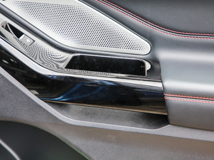 2020EcoBoost 285 \ӰST-LINE 6 g