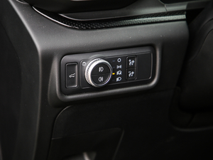 2020EcoBoost 285 \ӰST-LINE 6 п؅^