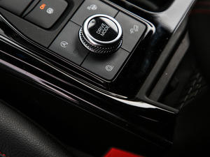 2020EcoBoost 285 \ӰST-LINE 6 п؅^