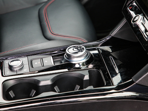 2020EcoBoost 285 \ӰST-LINE 6 п؅^