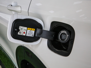 2020EcoBoost 285 (q)L(fng)а 6 w