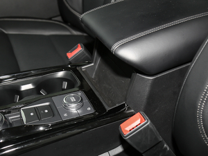 2020EcoBoost 285 (q)L(fng)а 7 g