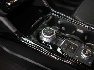 2020EcoBoost 285 (q)⁽ 6 п؅^(q)