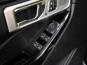 2020EcoBoost 285 (q)⁽ 6 п؅^(q)