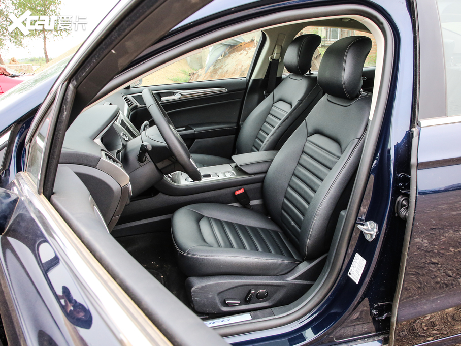 2020ɵϚW EcoBoost 180 A