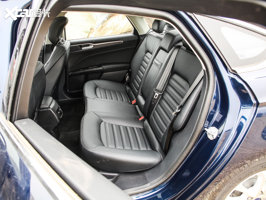 2020ɵϚW EcoBoost 180 A