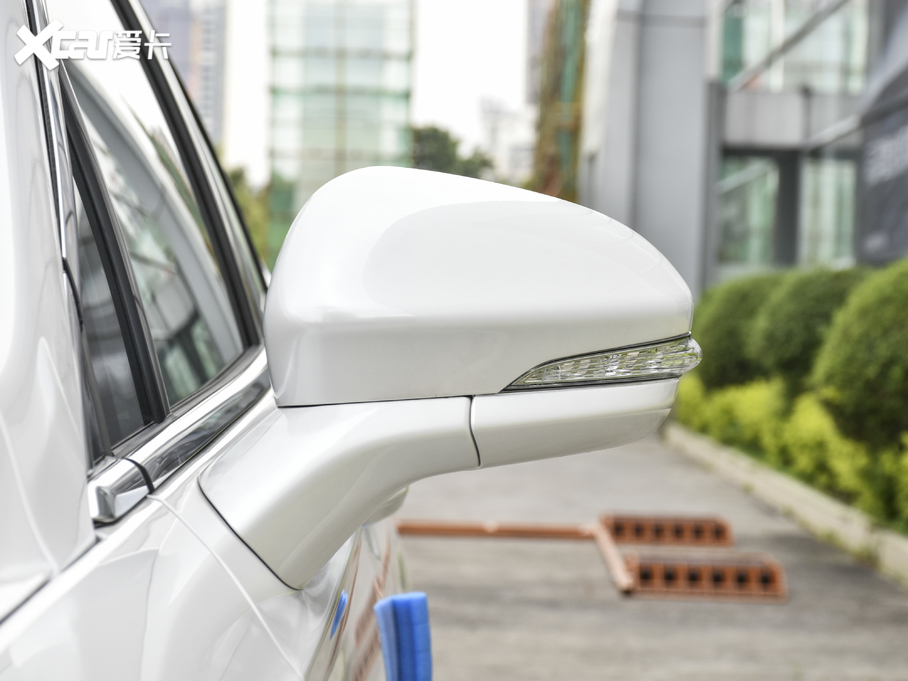 2020ɵϚW EcoBoost 180 r