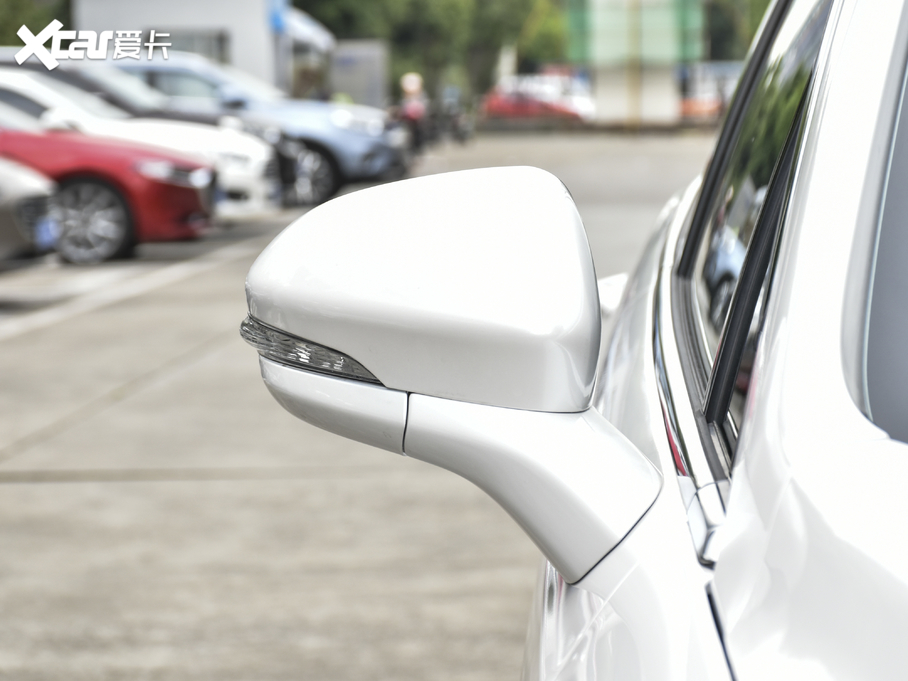 2020ɵϚW EcoBoost 180 r