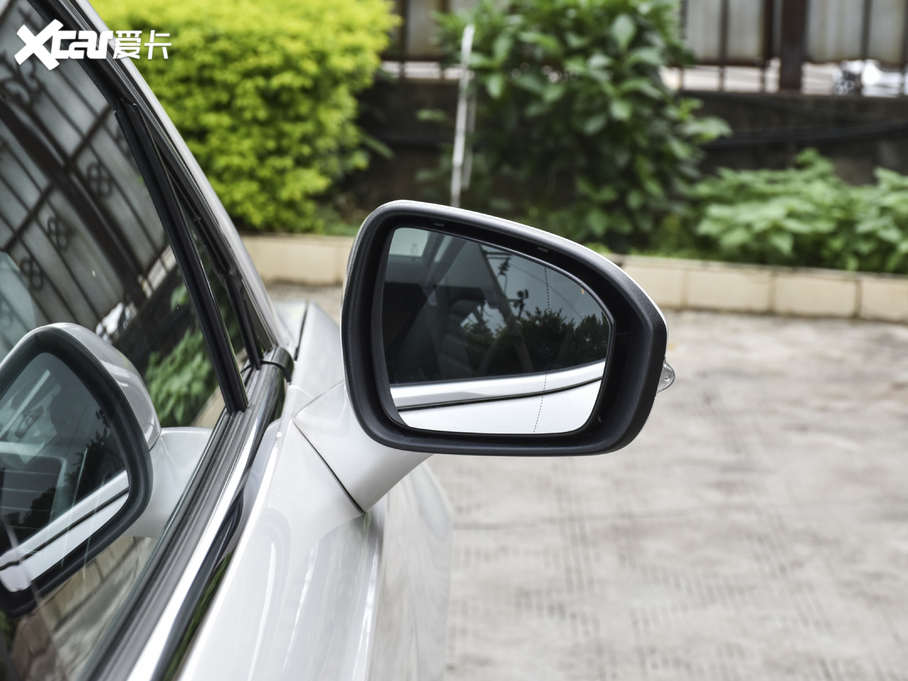 2020ɵϚW EcoBoost 180 r