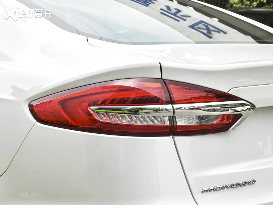 2020ɵϚW EcoBoost 180 r