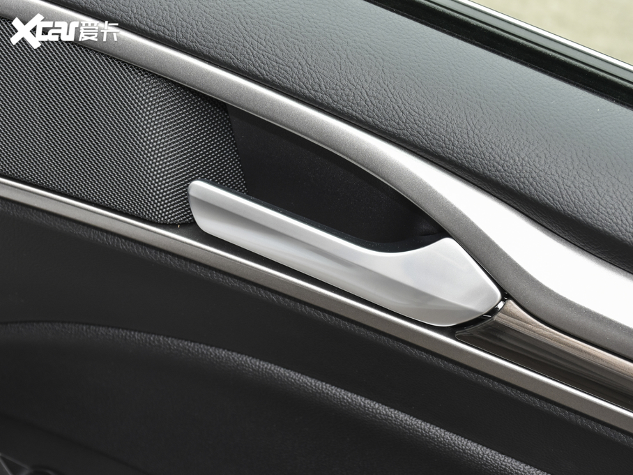 2020ɵϚW EcoBoost 180 r