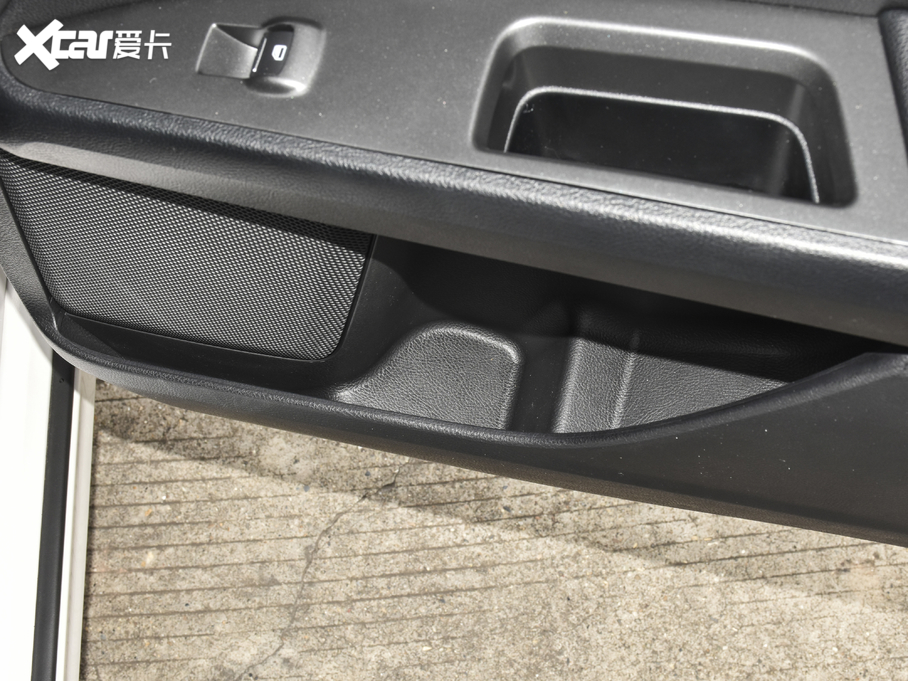 2020ɵϚW EcoBoost 180 r