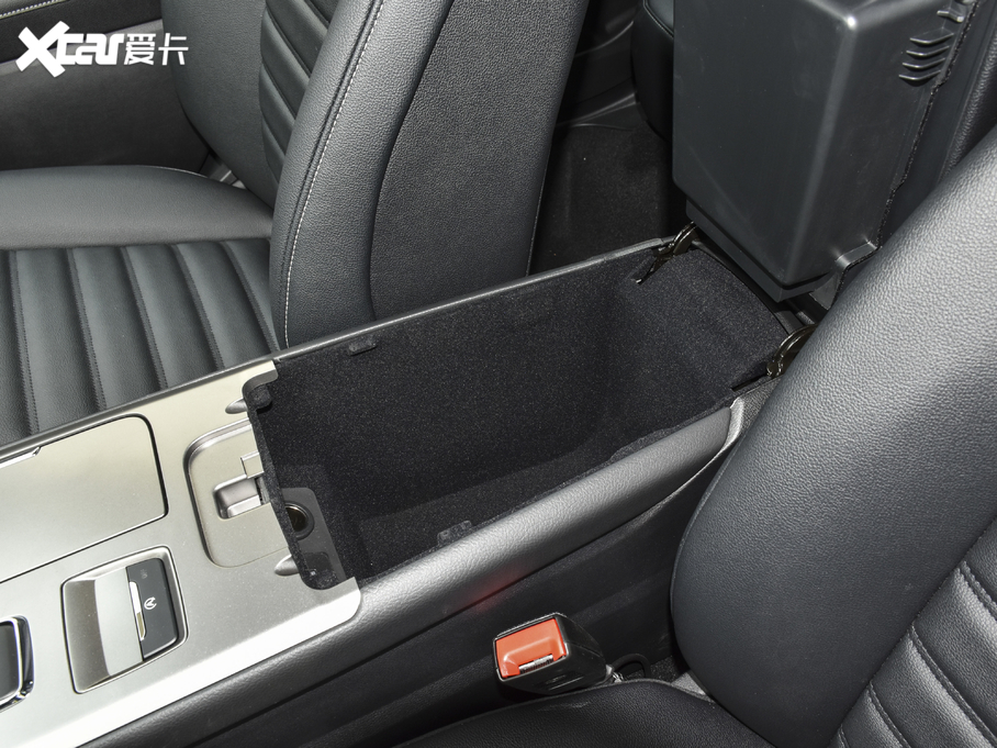 2020ɵϚW EcoBoost 180 r