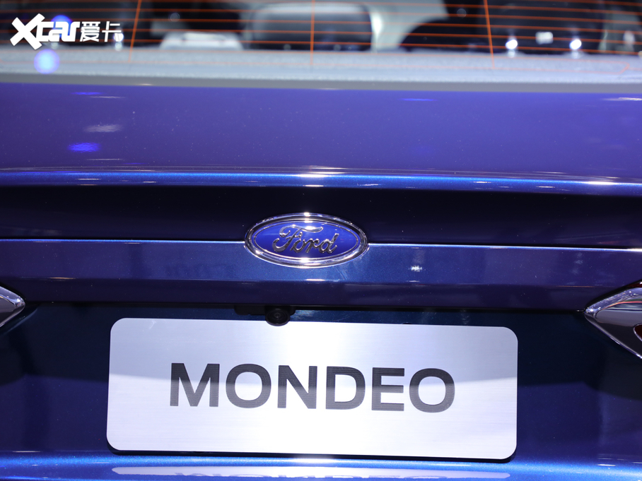 2020ɵϚW EcoBoost 180 r