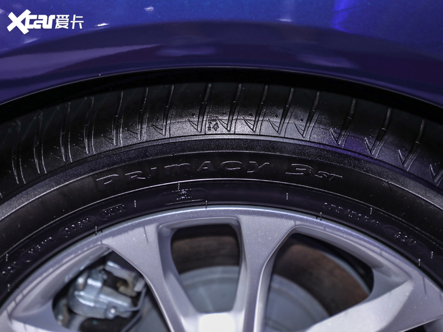 2020ɵϚW EcoBoost 180 r